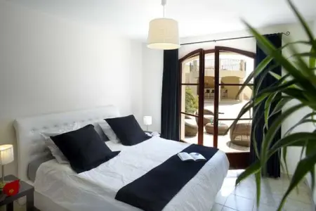 Beau soleil, Villa de luxe à Sainte-Maxime avec piscine - Photo 15