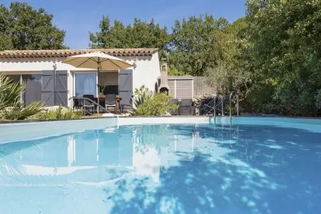 maison Gallin, Maison de vacances moderne avec piscine privée à Brignoles - Photo 2