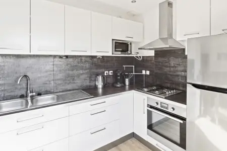 maison Gallin, Maison de vacances moderne avec piscine privée à Brignoles - Photo 9