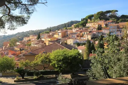 villa 3 pieces Villas Jumelées, Maison provençale à Bormes-les-Mimosas avec terrasse - Photo 22