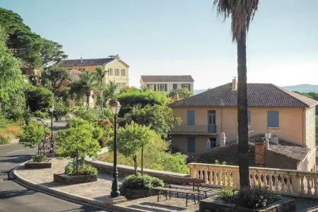 villa 3 pieces Villas Jumelées, Maison provençale à Bormes-les-Mimosas avec terrasse - Photo 23