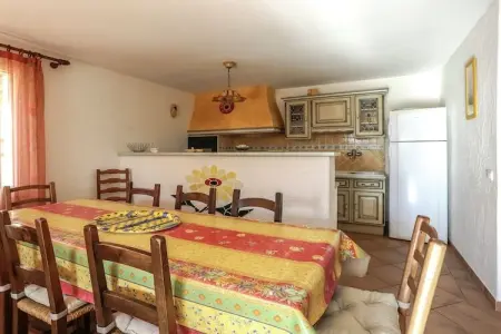 Villa l'Anthémis villa 5 pieces piscine commune, Maison de vacances à Bormes-les-Mimosas près de la mer - Photo 8