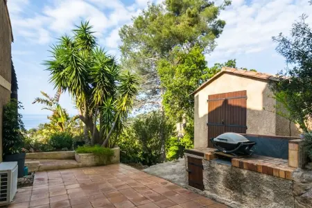 Villa Hyeres, Jolie maison avec vue sur la mer sur la péninsule de Hyères - Photo 25