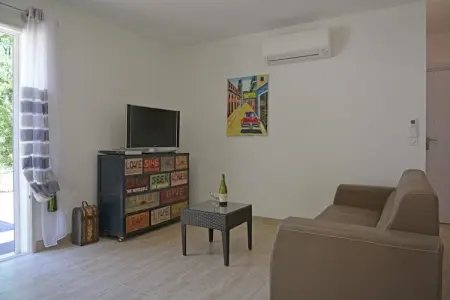 Villa Contempo 6 ex 5, Villa moderne près de la forêt à Montauroux - Photo 1