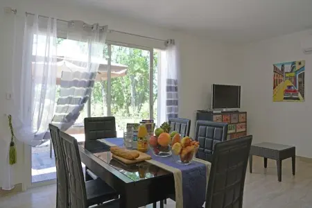 Villa Contempo 6 ex 5, Villa moderne près de la forêt à Montauroux - Photo 2