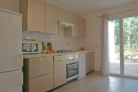 Villa Contempo 4, Villa moderne près de la forêt à Montauroux - Photo 3