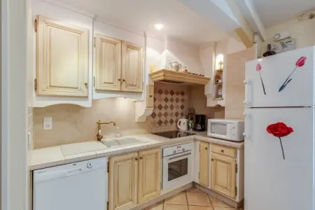 Petite maison, Maison de vacances confortable et piscine privée en Provence - Photo 2