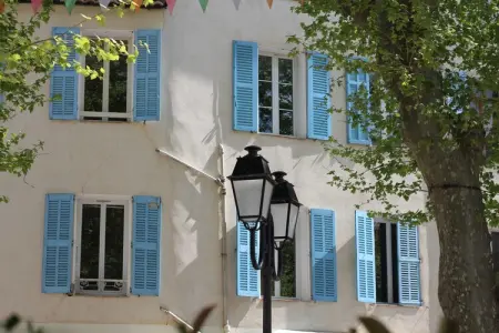 Val des Fées, Maison de vacances haut de gamme avec piscine à Roussillon - Photo 25