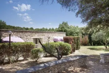 Casa a GORDES,La Bastide des Chênes 2 FR-84220-57 N°685265