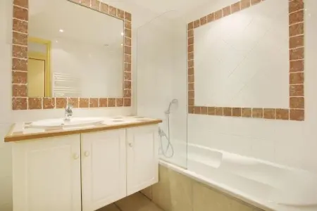 La Bastide des Chênes 2, Maison de vacances climatisation, à 3 km du centre de Gordes - Photo 17