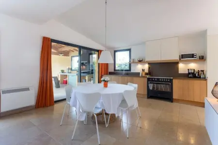 Villa Mont Ventoux, Villa de luxe à Malaucène avec piscine privée - Photo 3