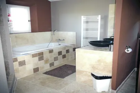 La Colline de Rêve plus 4 gîtes, Villa contemporaine à Apt avec piscine privée - Photo 28