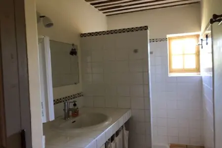 La Valmasque, Maison de style avec piscine chauffée et clim à Lacoste - Photo 13