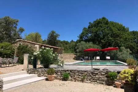 La Valmasque, Maison de style avec piscine chauffée et clim à Lacoste - Photo 23