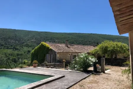 La Valmasque, Maison de style avec piscine chauffée et clim à Lacoste - Photo 26