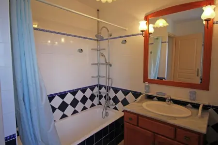 Les Sources, Magnifique maison de vacances avec piscine à Oppède - Photo 12