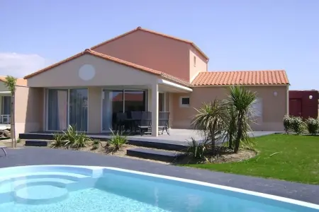 Sophora 6 with pool, Villa luxueuse avec lave-vaisselle, à 800 m de la mer - Photo 2