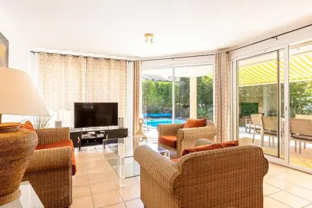 Sophora 6 with pool, Villa luxueuse avec lave-vaisselle, à 800 m de la mer - Photo 7