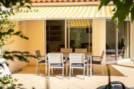 Sophora 6 with pool, Villa luxueuse avec lave-vaisselle, à 800 m de la mer - Photo 14