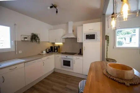 Sophora 6 with pool, Villa luxueuse avec lave-vaisselle, à 800 m de la mer - Photo 35