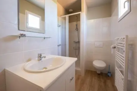 Sophora 6 with pool, Villa luxueuse avec lave-vaisselle, à 800 m de la mer - Photo 39