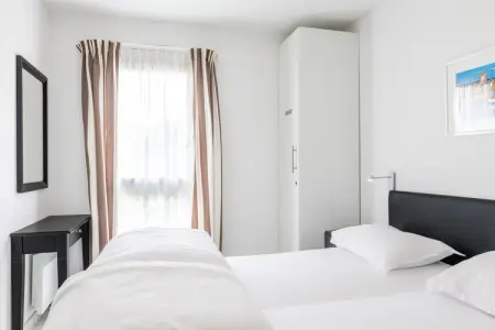 Sequoia 8 with pool, Grande villa indépendante, lave-vaisselle, à 800 m de la mer - Photo 15