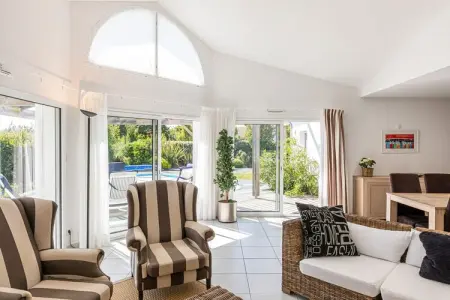 Sequoia 8 with pool, Grande villa indépendante, lave-vaisselle, à 800 m de la mer - Photo 33