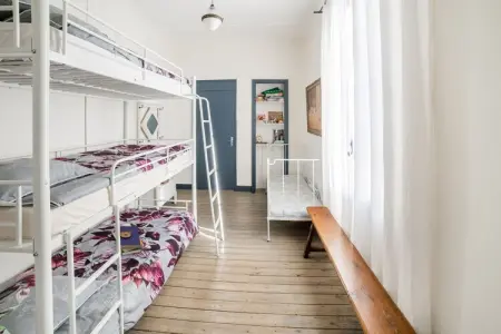 Station Liglet, Demeure rustique à Liglet France avec piscine - Photo 14