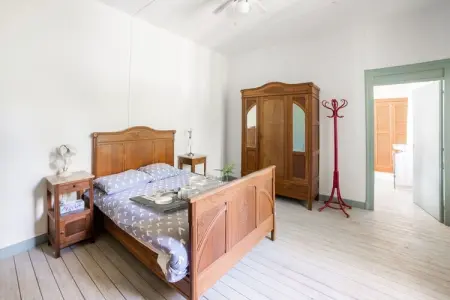 Station Liglet, Demeure rustique à Liglet France avec piscine - Photo 18