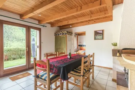 La Marmotte, Chalet au milieu de la Bresse avec terrasse - Photo 8