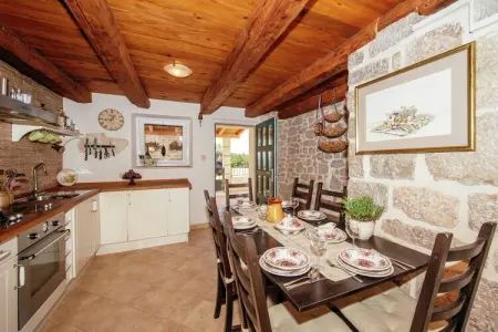 Casa Gracia, Une belle maison en pierre avec vue sur la montagne à Zaton - Photo 16