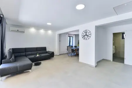 Villa Roko, Luxueuse maison de vacances à Bibinje avec sauna - Photo 8