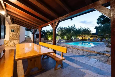 Villa Roko, Luxueuse maison de vacances à Bibinje avec sauna - Photo 23