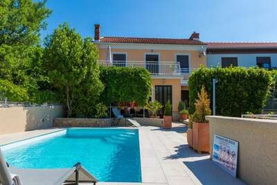 Holiday Home Lara, Maison 6 personnes à Jadranovo   Crikvenica HR-00015-21