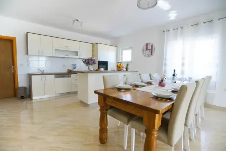 Holiday home Branko, Charmante maison de vacances à Prkos avec piscine - Photo 2