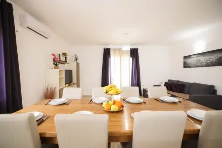 Holiday home Branko, Charmante maison de vacances à Prkos avec piscine - Photo 11