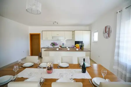 Holiday home Branko, Charmante maison de vacances à Prkos avec piscine - Photo 24