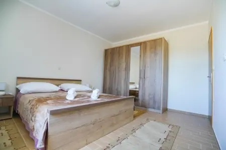 Holiday home Branko, Charmante maison de vacances à Prkos avec piscine - Photo 27