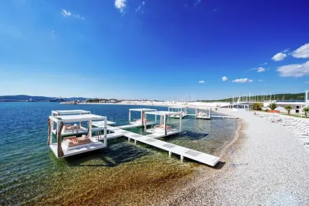 Holiday home Branko, Charmante maison de vacances à Prkos avec piscine - Photo 36