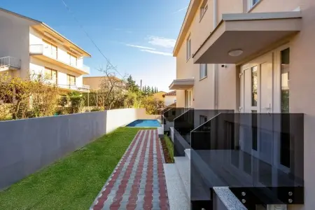 Villa Veronique VVE, Villa moderne à Dramalj avec jacuzzi - Photo 5