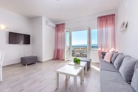 Villa Veronique VVE, Villa moderne à Dramalj avec jacuzzi - Photo 7