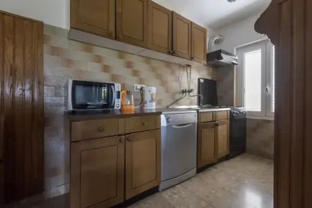 Vacation house Ornella, Maison de vacances de charme avec jardin à Turanj - Photo 3