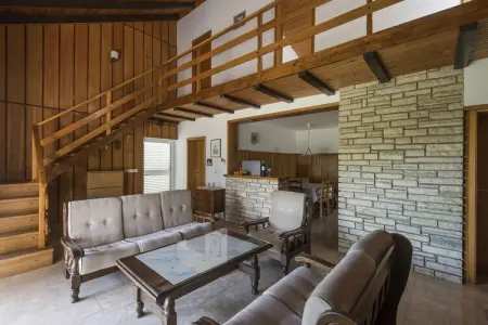 Vacation house Ornella, Maison de vacances de charme avec jardin à Turanj - Photo 7