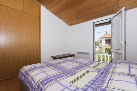 Vacation house Ornella, Maison de vacances de charme avec jardin à Turanj - Photo 17