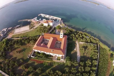 Vacation house Ornella, Maison de vacances de charme avec jardin à Turanj - Photo 32