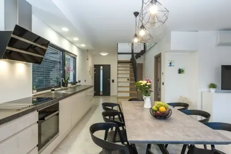 Villa Tuta, Villa de luxe à Pakoštane avec piscine - Photo 16