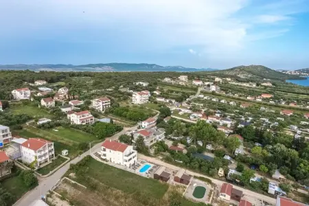 Villa Tuta, Villa de luxe à Pakoštane avec piscine - Photo 34
