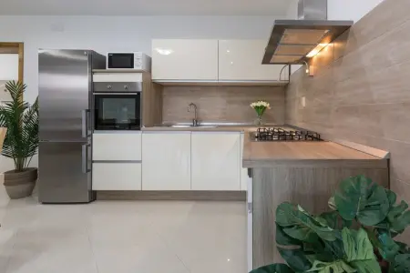 Villa Zlatni Dvori, Spacieuse maison de vacances à Ražanac avec piscine - Photo 14