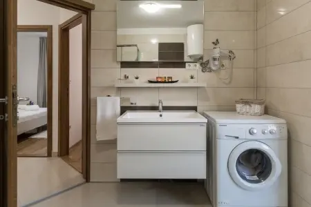 Villa Zlatni Dvori, Spacieuse maison de vacances à Ražanac avec piscine - Photo 26