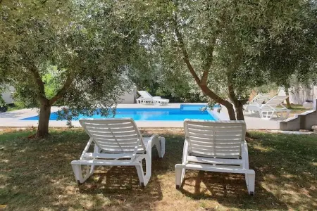 App Musoga 3, Maison de vacances confortable à Banjole avec piscine - Photo 1